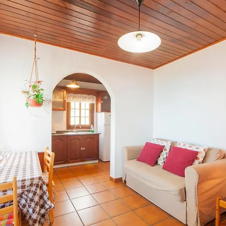بيت للعطل Casa Emilia تيخارافي
